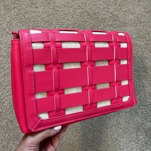 Pink crossbody with magnet close and crossbody strap
